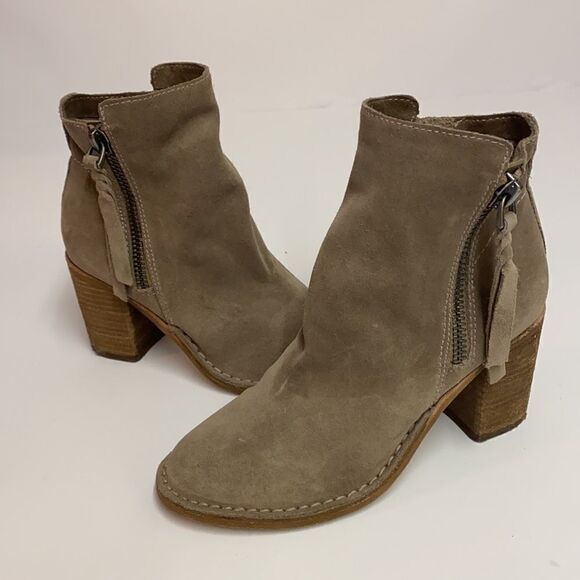 Dolce Vita Lana block heel leather bootie A16 - Picture 2 of 10